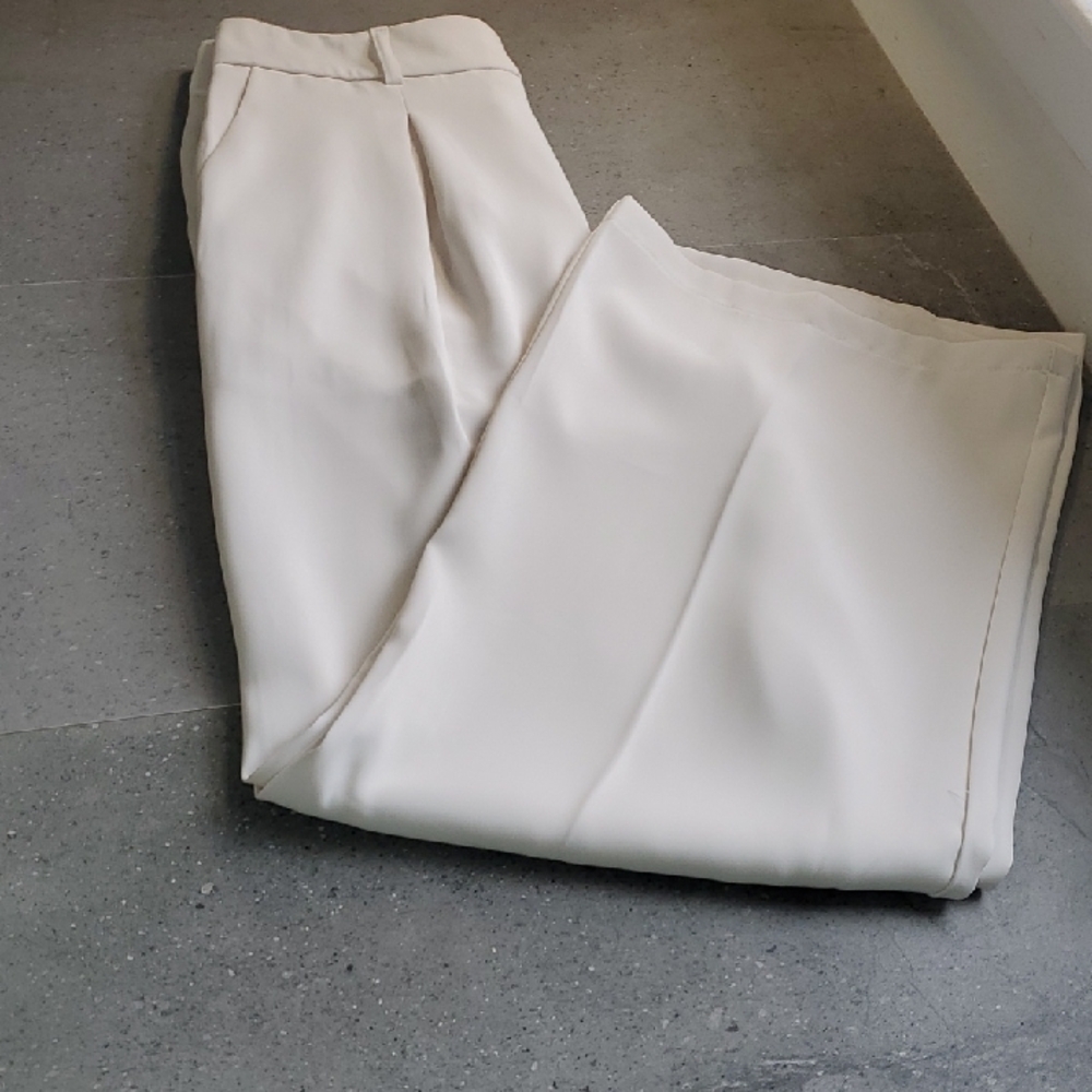 Sarin Mathews Cream Wide-Leg Pleated Pants